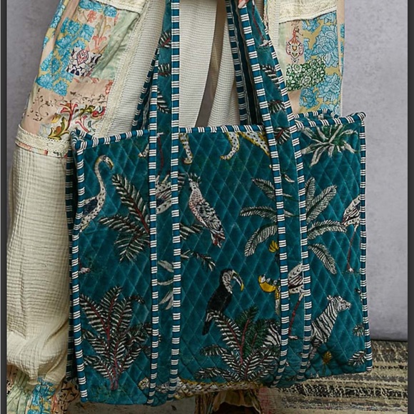 POL Handbags - Quilted Teal Tropical Print Tote Bag